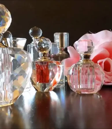 بهترین عطرهای زنانه با پخش بوی عالی