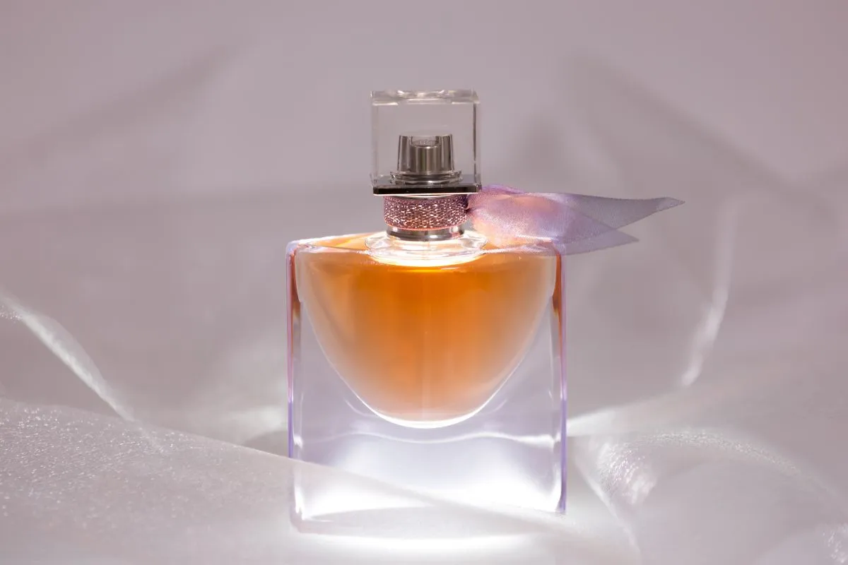 خرید عطر با رایحه گیلاس